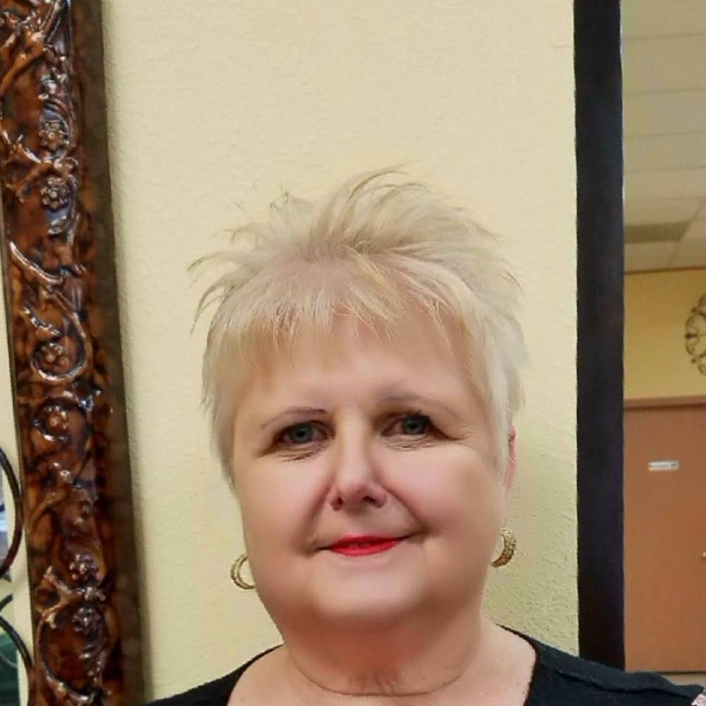 Meet your Posher, Linda